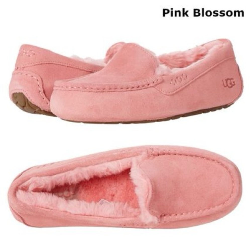 UGG Women's pink Ansley Slippers moccasins light blossom pink size 6